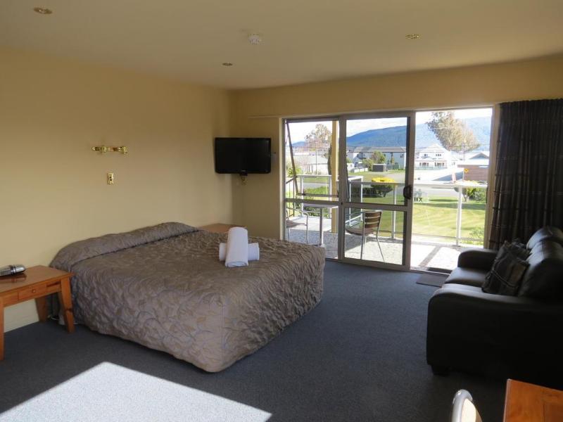 Alpine View Motel Te Anau Zewnętrze zdjęcie