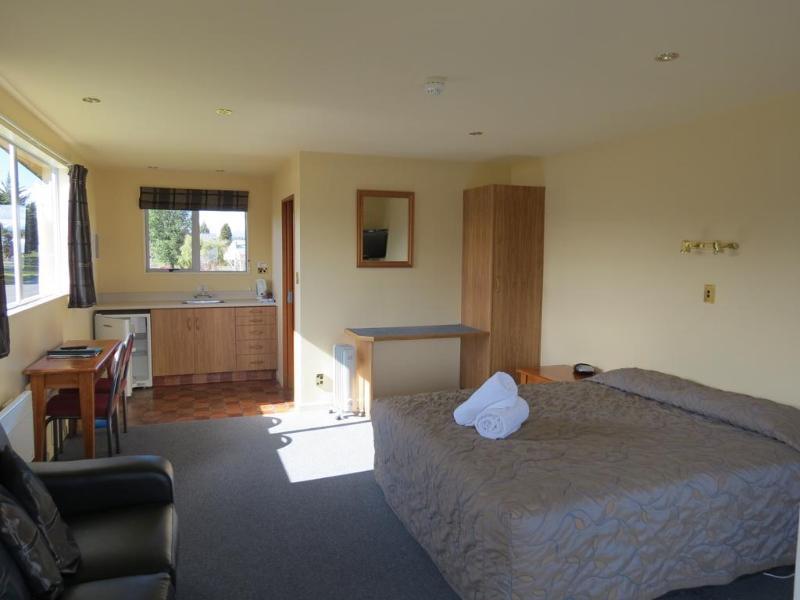 Alpine View Motel Te Anau Zewnętrze zdjęcie